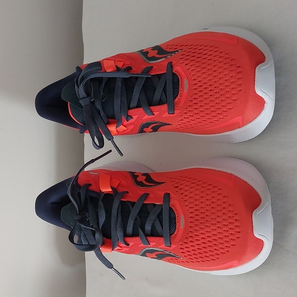 NWT Saucony Ride 15 Women - Picture 2 of 6